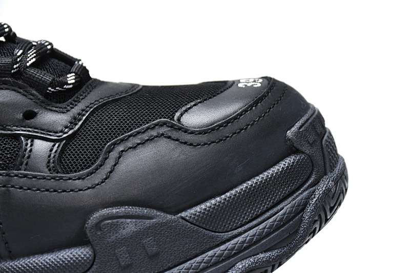 【CA0LJ】全黑 巴黎世家8层组合TPU复古鞋 512176 W0901 1000 Balenciaga Triple S Black
