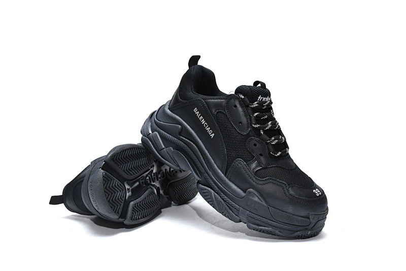 【CA0LJ】全黑 巴黎世家8层组合TPU复古鞋 512176 W0901 1000 Balenciaga Triple S Black