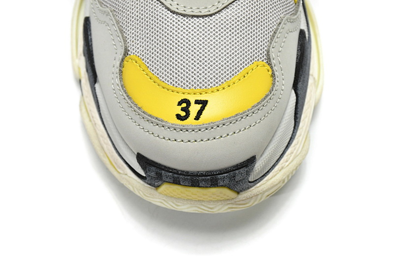 【CA0LJ】浅灰黄 巴黎世家8层组合TPU复古鞋 524037 W0E1 9000 Balenciaga Triple S Grey Yellow