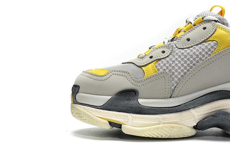 【CA0LJ】浅灰黄 巴黎世家8层组合TPU复古鞋 524037 W0E1 9000 Balenciaga Triple S Grey Yellow