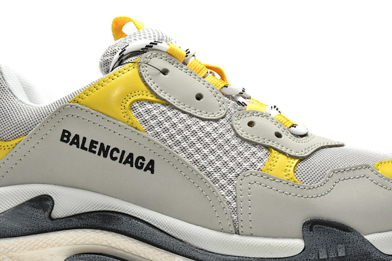 【CA0LJ】浅灰黄 巴黎世家8层组合TPU复古鞋 524037 W0E1 9000 Balenciaga Triple S Grey Yellow