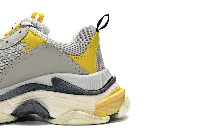 【CA0LJ】浅灰黄 巴黎世家8层组合TPU复古鞋 524037 W0E1 9000 Balenciaga Triple S Grey Yellow