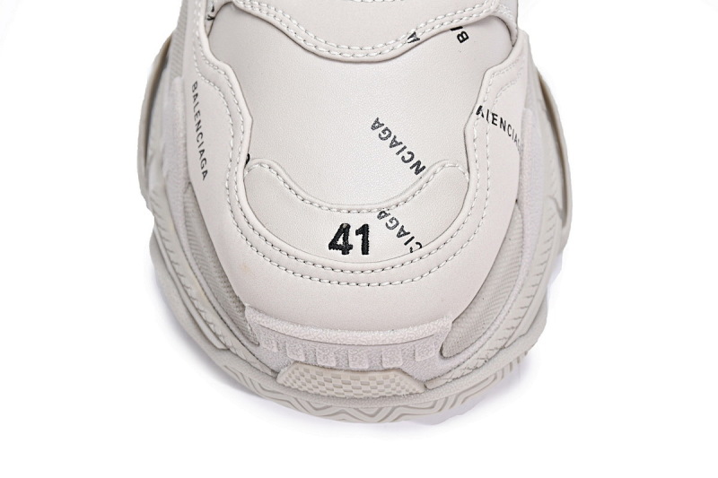 【CA0LJ】卡其联名 巴黎世家8层组合TPU复古鞋 524039 W2FA1 9710 Balenciaga Triple S Letter Beige