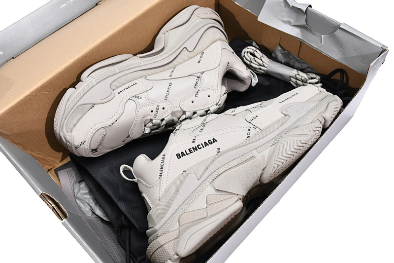 【CA0LJ】卡其联名 巴黎世家8层组合TPU复古鞋 524039 W2FA1 9710 Balenciaga Triple S Letter Beige