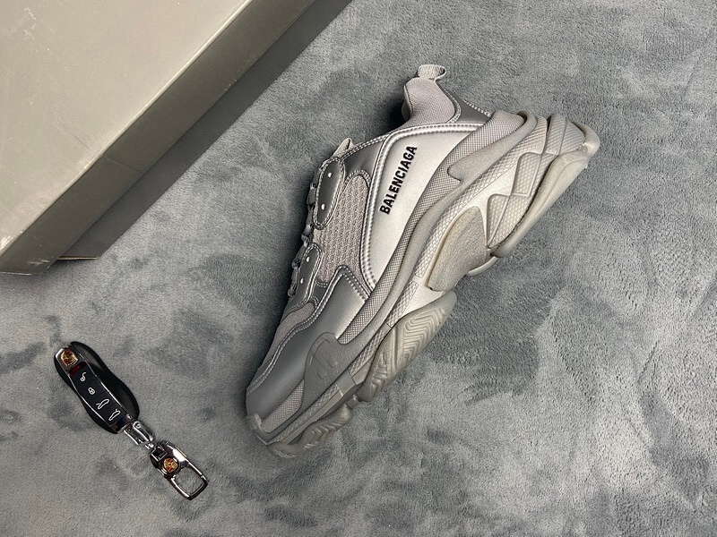 【CA0LJ】银黑 巴黎世家8层组合TPU复古鞋 536737 W2FS2 8100 Balenciaga Triple S Light Gray Silver