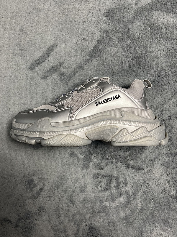 【CA0LJ】银黑 巴黎世家8层组合TPU复古鞋 536737 W2FS2 8100 Balenciaga Triple S Light Gray Silver