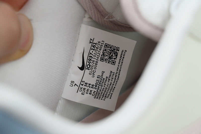 yupoo_378218_42d06748.jpg 【AA3QF】26年情人节 耐克空军一号板鞋 IQ4937-161 Nike Wmns Air Force 1 'Valentine's Day' 2026