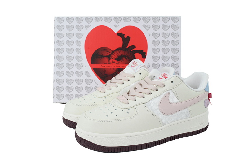 yupoo_378218_55048471.jpg 【AA3QF】26年情人节 耐克空军一号板鞋 IQ4937-161 Nike Wmns Air Force 1 'Valentine's Day' 2026