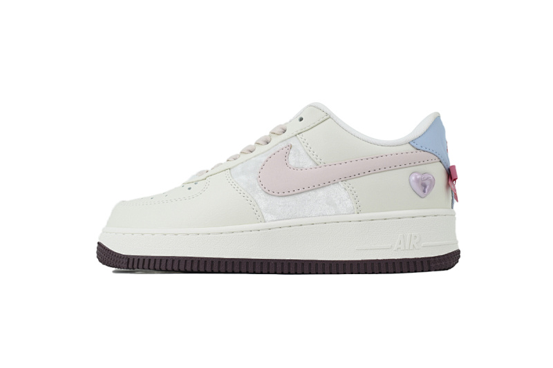 yupoo_378218_9ee51675.jpg 【AA3QF】26年情人节 耐克空军一号板鞋 IQ4937-161 Nike Wmns Air Force 1 'Valentine's Day' 2026