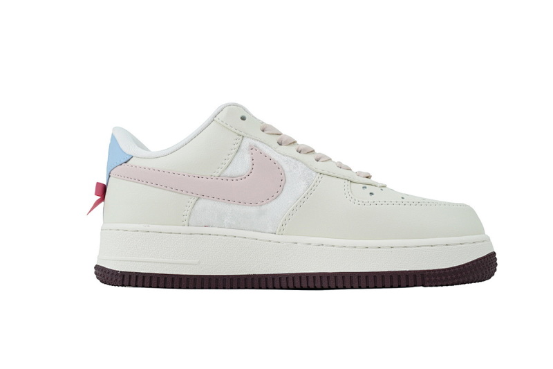 yupoo_378218_b8281934.jpg 【AA3QF】26年情人节 耐克空军一号板鞋 IQ4937-161 Nike Wmns Air Force 1 'Valentine's Day' 2026