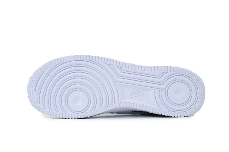【BA9GF】空军涂鸦 G版耐克空军低帮板鞋 923044-100  Supreme x Comme des Garçons SHIRT x Nike Air Force 1 Low 'Eyes'