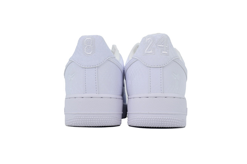 【CA5M5】科比空军白 空军低帮联名板鞋  IB0018-100 Kobe Bryant x Air Force 1 Low 'Forever White'