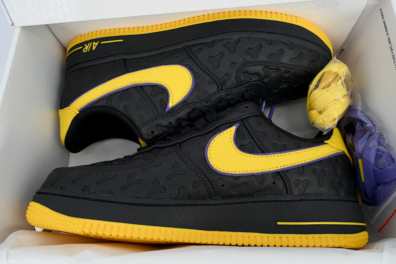 【CA0TS】科比空军黑 空军低帮联名板鞋 HV5122-001 Kobe Bryant x Air Force 1 Low 'Lakers Away - Numbered'