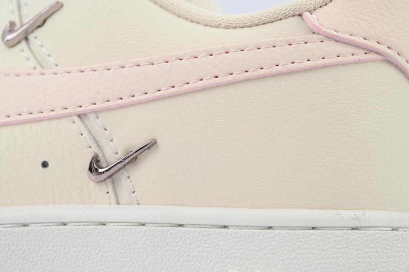 yupoo_379580_6384f4fc.jpg 【AA3QF】-139粉四勾 耐克空军一号板鞋 FV8110-181 Nike Air Force 1 '07 LX 'Mini Swoosh - Guava Ice'