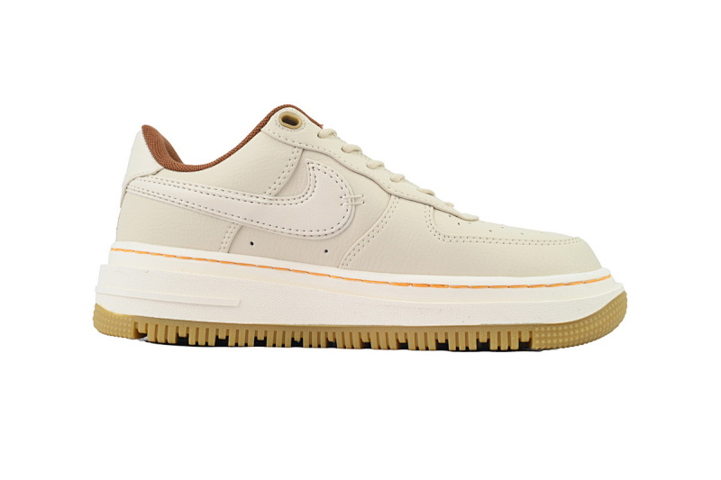 【BD5QF】-113新米色 空军低帮运动板鞋休闲鞋 DB4109-200 Nike Air Force 1 Luxe 'Pecan'
