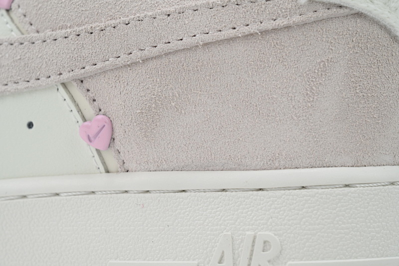 【BD5QF】-162 25年情人节  耐克空军一号板鞋 HV5992-111 Nike Air Force 1 Low 'Valentine's Day 2025'