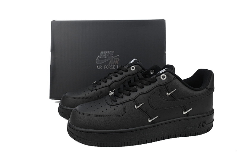 yupoo_380209_1e3d3eae.jpg 【AD3QF】-156黑银勾 耐克空军一号板鞋 HQ1180-001 Nike Air Force 1 Low Black Silver Mini Swoosh