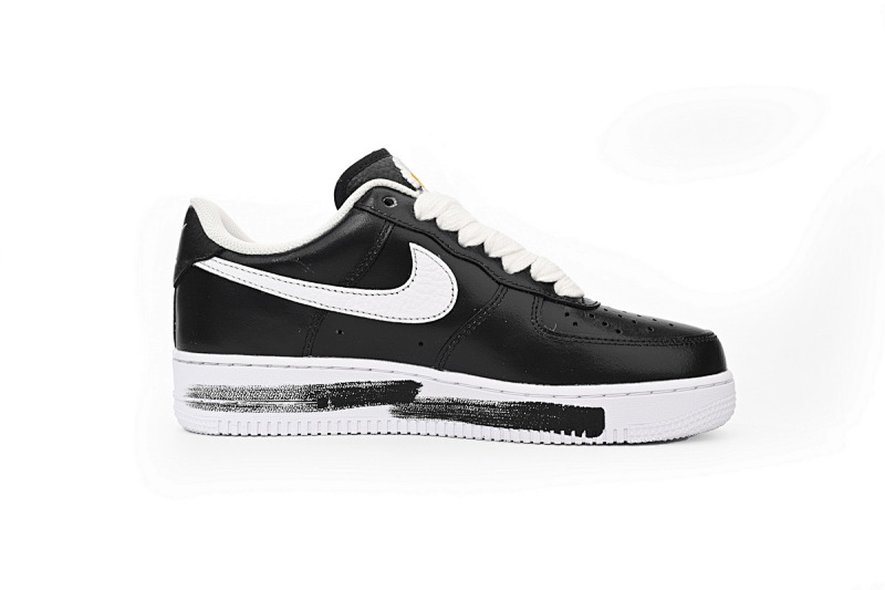 【DA7OG】权志龙	OG版本空军低帮板鞋 AQ3692-001 PEACEMINUSONE x Nike Air Force 1“Para-noise”