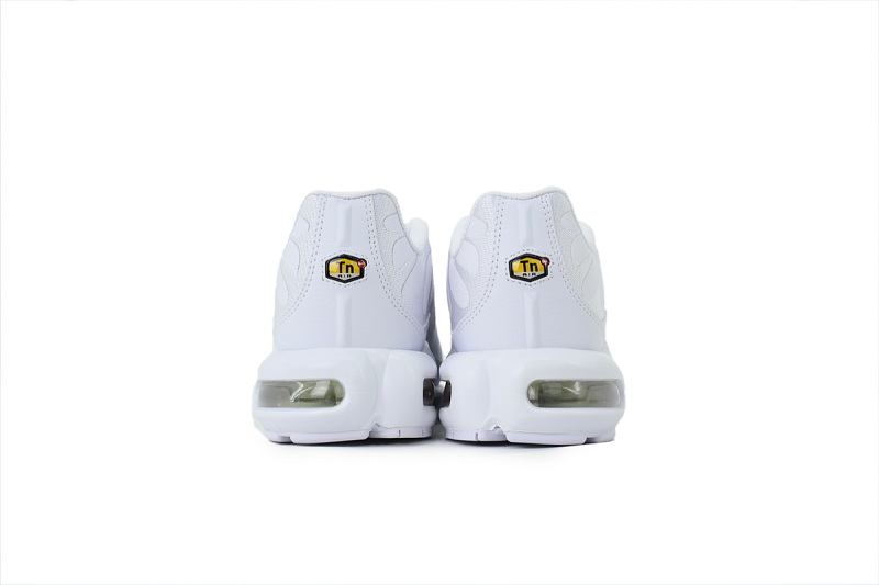 【BA3MA】白皮革 耐克 NIKE 休闲时尚跑步鞋 AJ2029-100 Nike Air Max Plus TN 'Triple White'