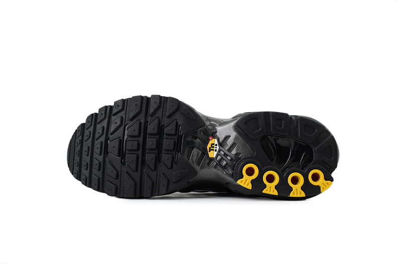 yupoo_382607_a4ca9625.jpg 【BA3MA】黑色反光 耐克 NIKE 休闲时尚跑步鞋 HV8066-002 Nike Air Max Plus 'Black Reflective'