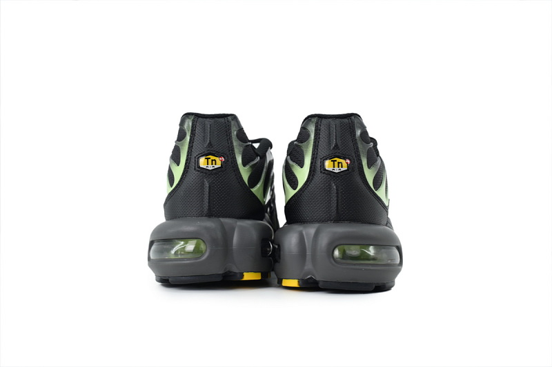 yupoo_382719_305fefc1.jpg 【BA3MA】黑绿 耐克 NIKE 休闲时尚跑步鞋 DM0032-035 Nike Air Max Plus Black Green