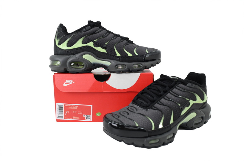 yupoo_382719_eac292e4.jpg 【BA3MA】黑绿 耐克 NIKE 休闲时尚跑步鞋 DM0032-035 Nike Air Max Plus Black Green