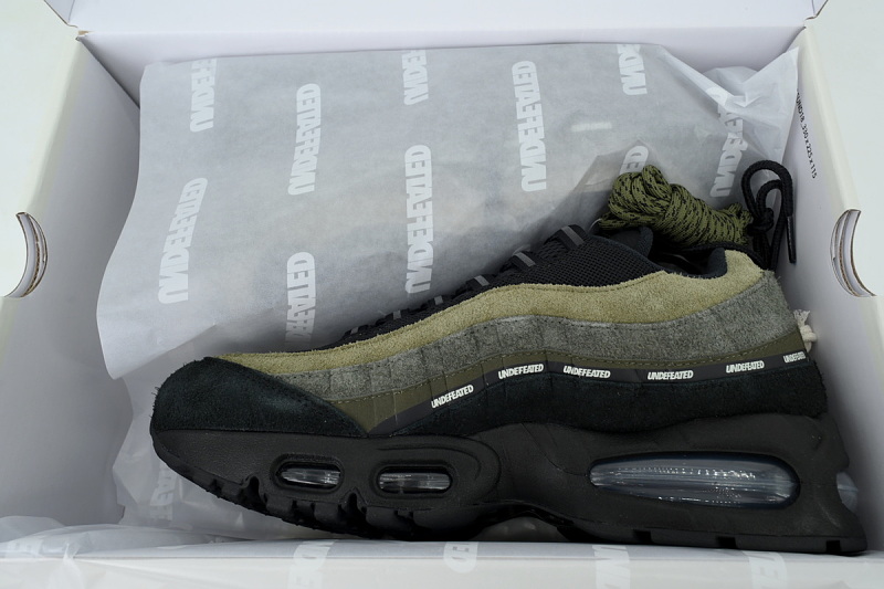 【CA3KZ】洛杉矶限定 KZ版本耐克95气垫 IB4523-200 Undefeated x Nike Air Max 95 'Medium Olive'