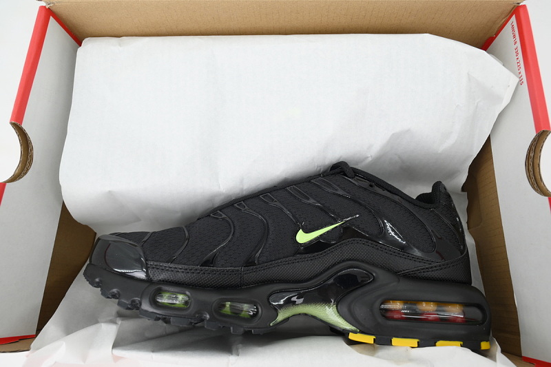 【BA3MA】黑电光绿 耐克 NIKE 休闲时尚跑步鞋 DM0032-036 Nike Air Max Plus Black Electric Light Green