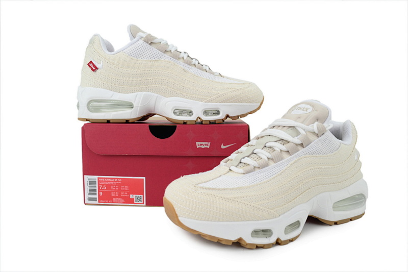 【CA9KZ】大气泡米白 KZ版本耐克95气垫 HM4743-100 Undefeated x Nike Air Max 95 Large Bubble Off-White