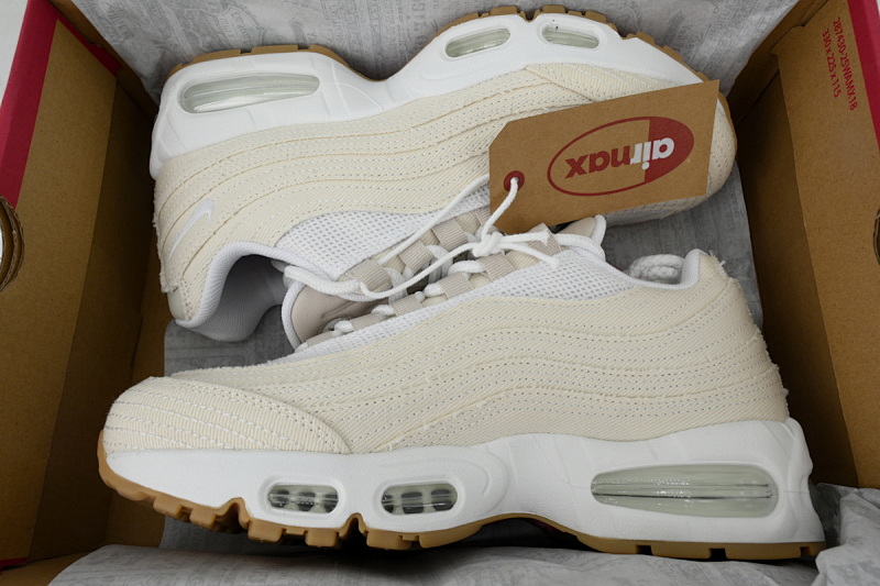 【CA9KZ】大气泡米白 KZ版本耐克95气垫 HM4743-100 Undefeated x Nike Air Max 95 Large Bubble Off-White