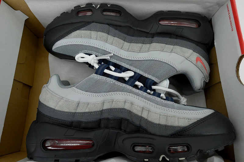yupoo_383696_dc7d18f7.jpg 【BA1MC】1代黑灰红 耐克95气垫 DM0011-007 Nike Air Max 95 'Smoke Grey Track Red'