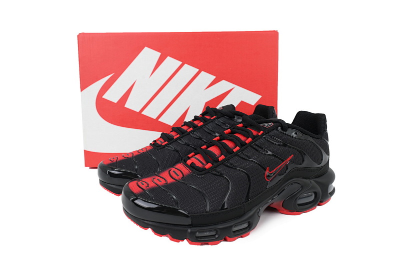 yupoo_383833_86b4f4bd.jpg 【BA3MA】黑红-010 耐克 NIKE 休闲时尚跑步鞋 IM4868-010 Nike Air Max Plus 'Sith Lightsaber'