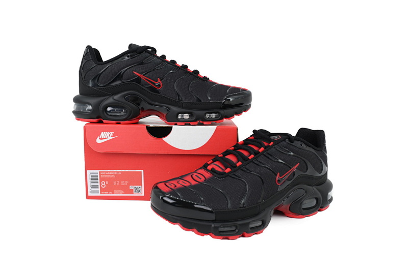 yupoo_383833_97f896ab.jpg 【BA3MA】黑红-010 耐克 NIKE 休闲时尚跑步鞋 IM4868-010 Nike Air Max Plus 'Sith Lightsaber'
