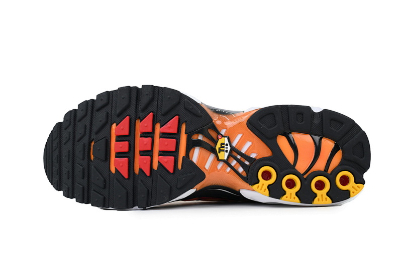 yupoo_384644_25ff95ce.jpg 【BA3MA】黑橙黄 耐克 NIKE 休闲时尚跑步鞋 HF0552-001 Air Max Plus 'Sunset'