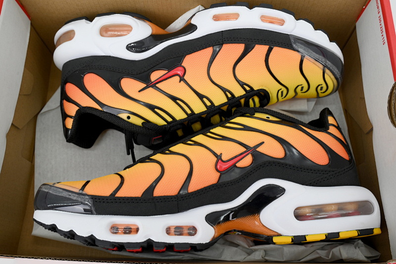 yupoo_384644_ccd965ac.jpg 【BA3MA】黑橙黄 耐克 NIKE 休闲时尚跑步鞋 HF0552-001 Air Max Plus 'Sunset'