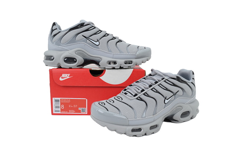 yupoo_384702_1ef49c77.jpg 【BA3MA】灰色-021 耐克 NIKE 休闲时尚跑步鞋 852630-021 Air Max Plus TN 'Wolf Grey'