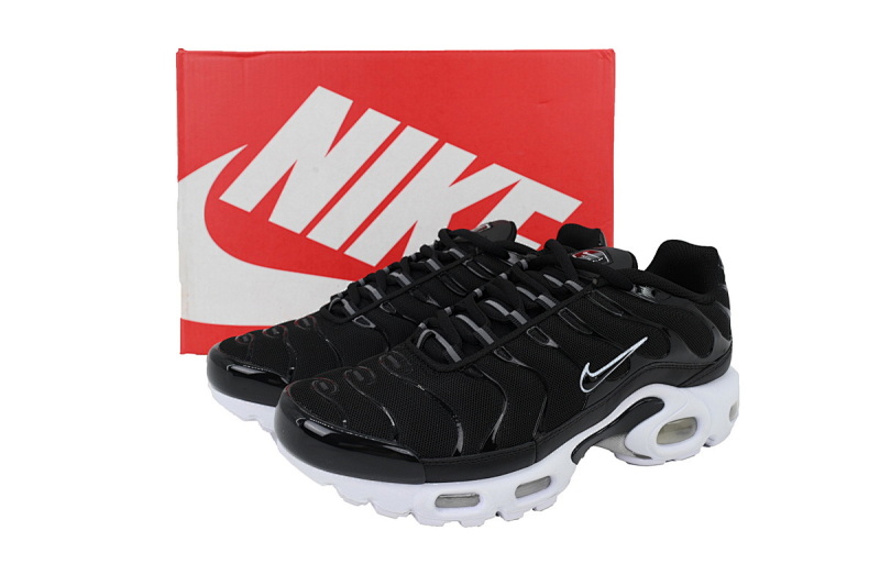 yupoo_384847_e7cedb5d.jpg 【BA3MA】黑白 耐克 NIKE 休闲时尚跑步鞋 DM2362-001 Air Max Plus 'Black White'
