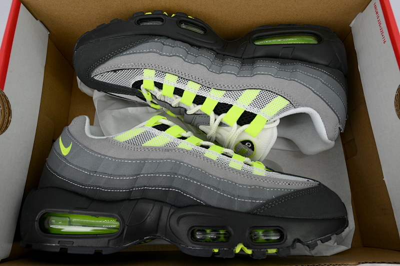 【BA1MC】1代荧光绿 耐克95气垫 307960-002 Nike Wmns Air Max 95 'Volt'
