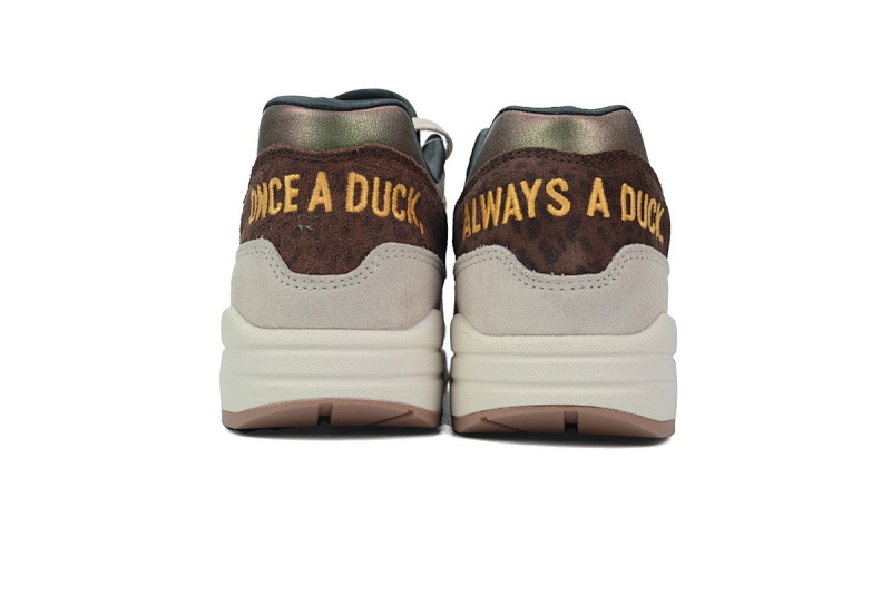 【CR0GS】灰白 耐克87气垫 HQ2640-200 Division St.x Nike Air Max 1“University of Oregon”