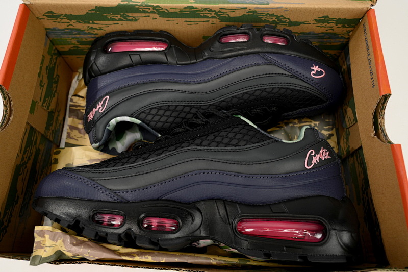 yupoo_385771_1a6b1dab.jpg 【BA5MC】黑粉 耐克95气垫Corteiz x Nike Air Max 95 FB2709-001 “Pink Beam”