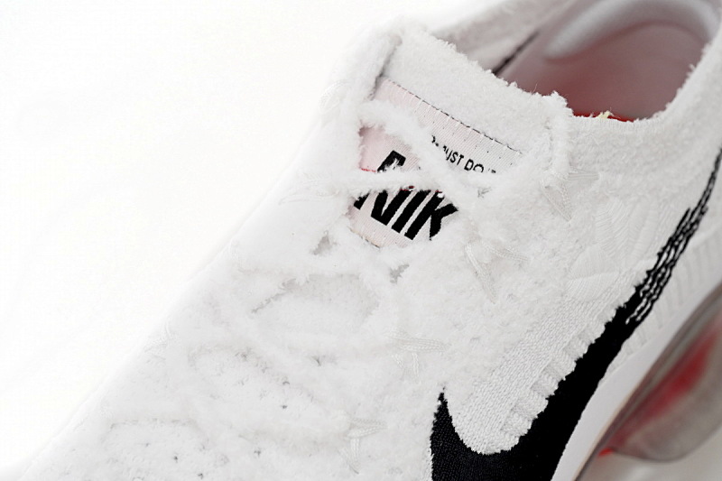 【BH9LL】兔年 耐克2022大气垫跑鞋 FD4819-101 Nike Air Max Scorpion FK Lemon Rabbit Year Edition