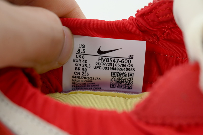 yupoo_388826_0bb59bd1.jpg 【BA1HM】红色 耐克 X 雅克慕斯 时尚休闲鞋 HV8547-600 Jacquemus x Nike Wmns Moon Shoe SP 'University Red'