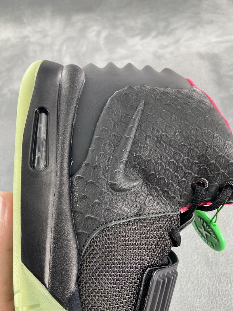 yupoo_391001_2ea97476.jpg 【GA5TS】黑粉 纯原版耐克椰子篮球鞋 508214-006 Nike Air Yeezy 2 Solar Red