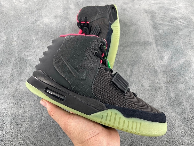 yupoo_391001_9cfc4c48.jpg 【GA5TS】黑粉 纯原版耐克椰子篮球鞋 508214-006 Nike Air Yeezy 2 Solar Red