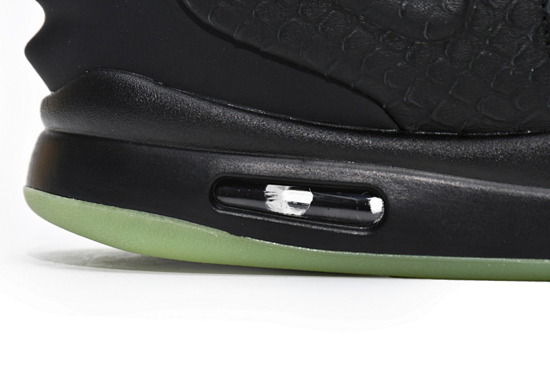yupoo_391001_a482c51a.jpg 【GA5TS】黑粉 纯原版耐克椰子篮球鞋 508214-006 Nike Air Yeezy 2 Solar Red