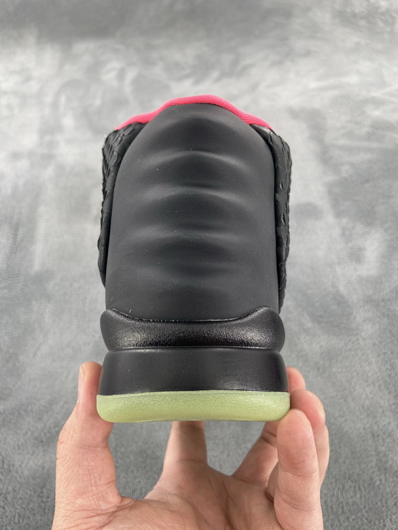 yupoo_391001_e601c8c9.jpg 【GA5TS】黑粉 纯原版耐克椰子篮球鞋 508214-006 Nike Air Yeezy 2 Solar Red