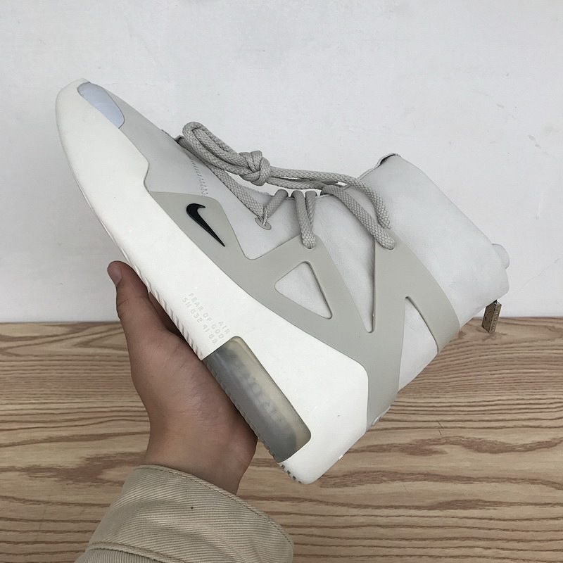 【EA0TS】FOG联名灰色 耐克篮球鞋 Fear Of God 1 x Nike Air Light Bone AR4237-002