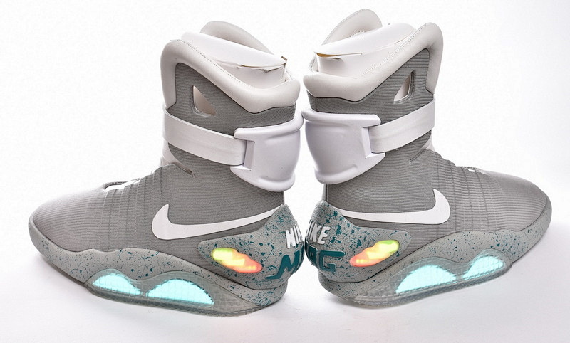 【FB3R5G】耐克回到未来 NIKE AIR MAG