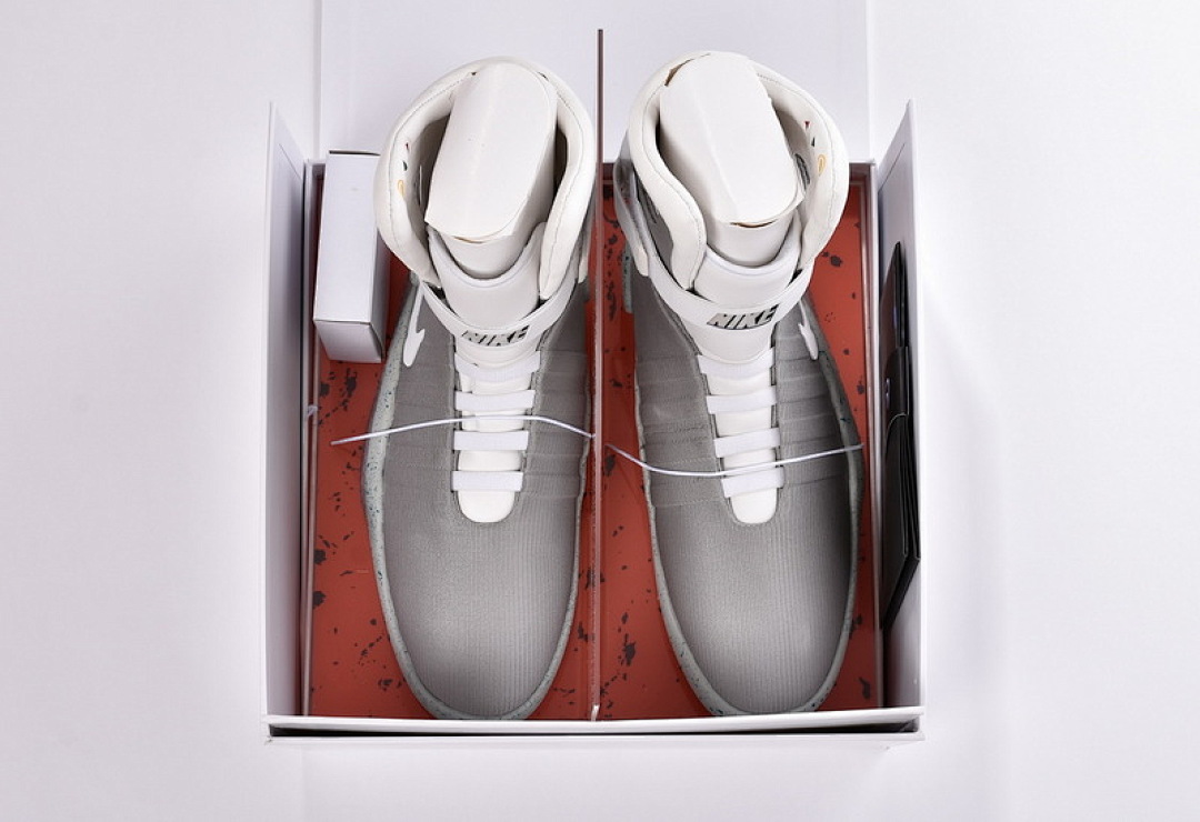 【FB3R5G】耐克回到未来 NIKE AIR MAG
