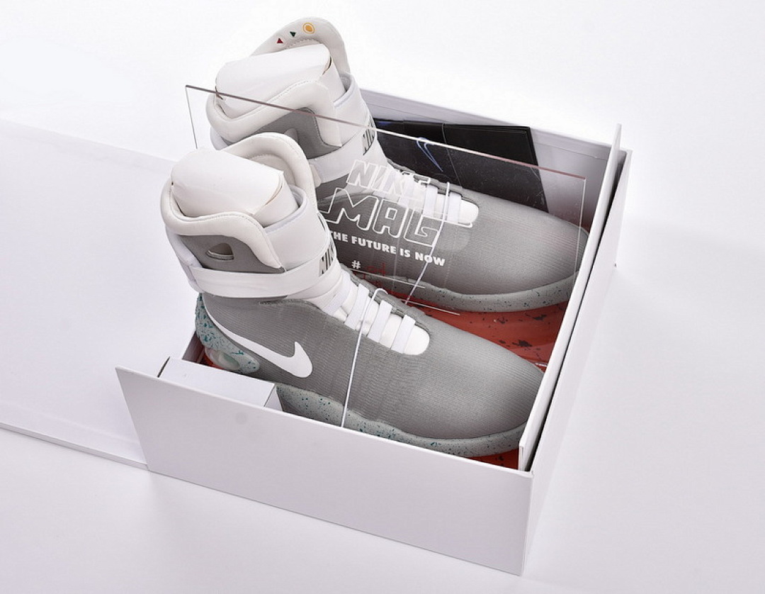 【FB3R5G】耐克回到未来 NIKE AIR MAG